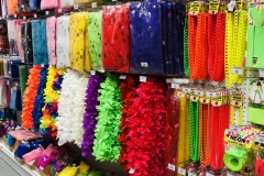 leys-and-necklaces
